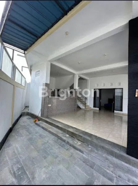 image VILLA BALKON 3 BR SEMI FURNISHED - STRATEGIS DI TANGKUPAN PERAHU, DENPASAR BARAT (8)