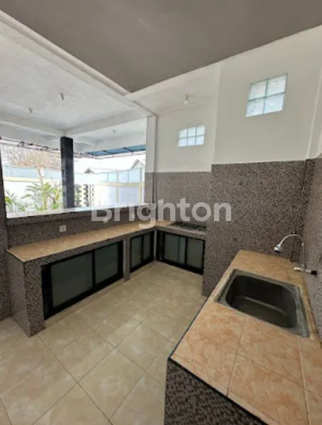image VILLA BALKON 3 BR SEMI FURNISHED - STRATEGIS DI TANGKUPAN PERAHU, DENPASAR BARAT (7)