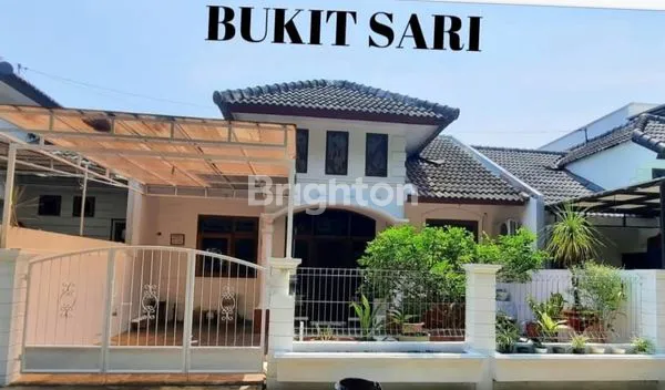 image RUMAH SEMI-FURNISHED 3 KAMAR MANDI DI AREA ELIT (1)
