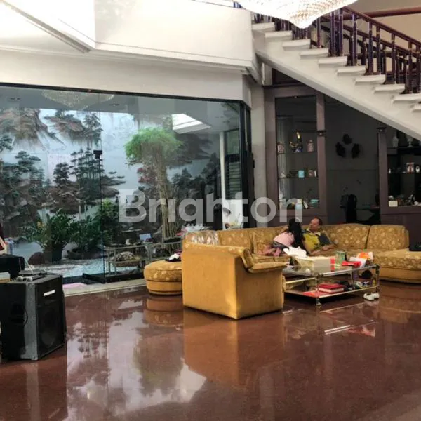 image RUMAH MEWAH CIAMIKK ROW JALAN LEBAR !! (3)