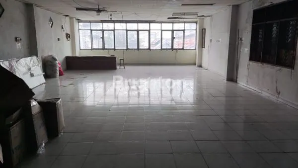 image SEWA RUKO DENGAN LOKASI YANG SANGAT STRATEGIS USAHA APA AJA PASTI JALAN (3)