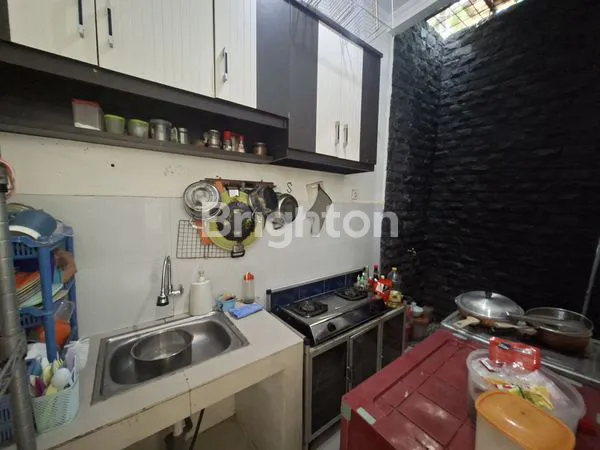 image DIJUAL RUMAH HOOK + SISA TANAH LUAS DI PERUMAHAN DEPOK (7)