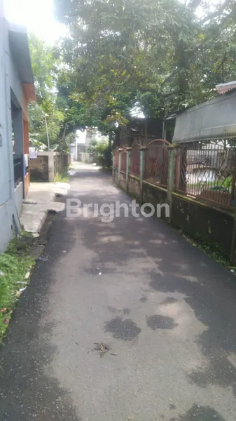 image DIJUAL TANAH 385 M2 GRATIS RUMAH 100 M2, SHM, POSISI STRATEGIS, SUKMAJAYA, DEPOK  (2)