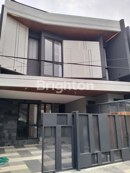 image RUMAH MEWAH 2 LANTAI DI MANYAR, DEKAT PETRA (1)