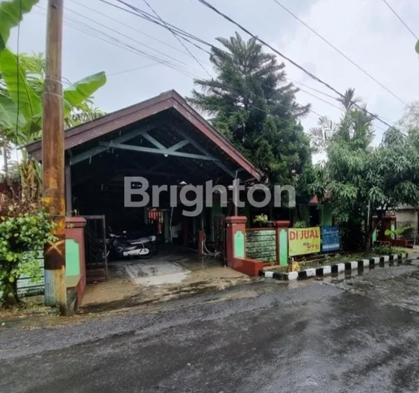 image RUMAH HITUNG TANAH DI RUNGKUT (1)