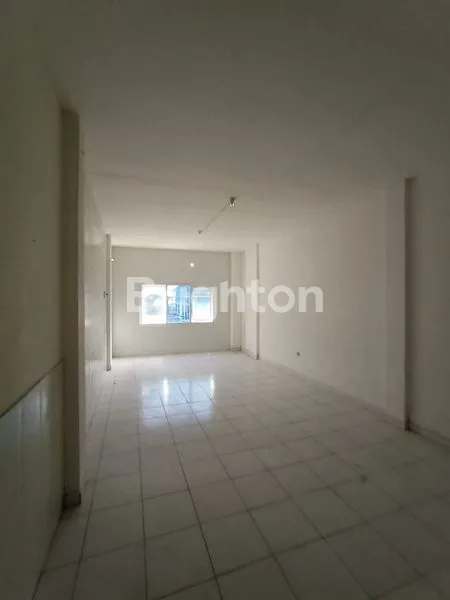 image DIJUAL CEPAT – RUKO 3 LANTAI PINGGIR JALAN UTAMA HARGA PALING KOMPETITIF DI DENPASAR BARAT (6)