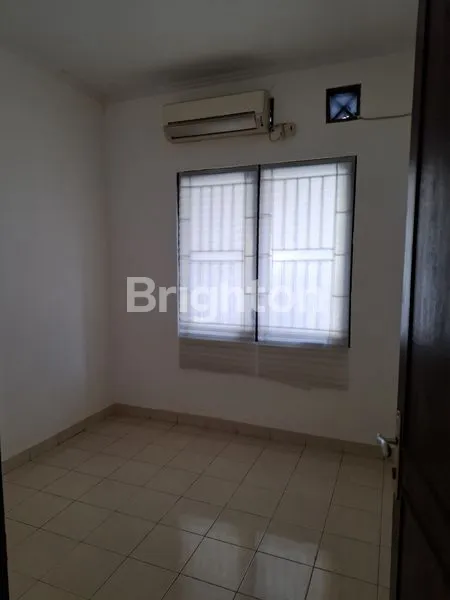 image DI JUAL CANTIK DAN STRATEGIS (5)