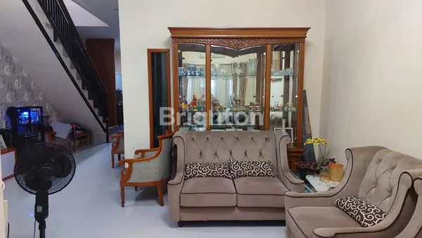 image DIJUAL RUMAH 2 LANTAI SIAP HUNI DEPOK TENGAH (3)