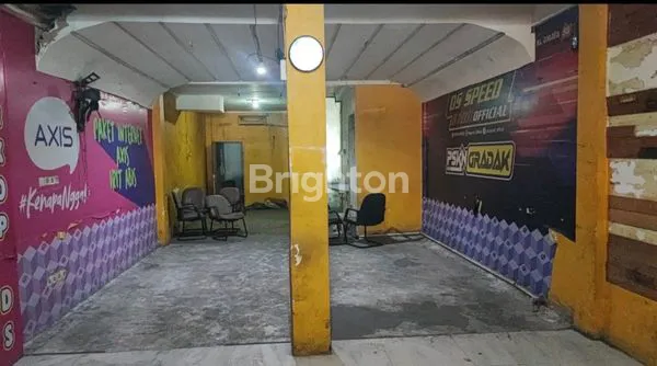 image DISEWAKAN RUKO 2,5 LANTAI NOL JALAN AREA RAMAI, PADAT PENDUDUK STRATEGIS DEKAT KAPASKRAMPUNG RAYA KENJERAN SURAMADU PAKUWON CITY (4)