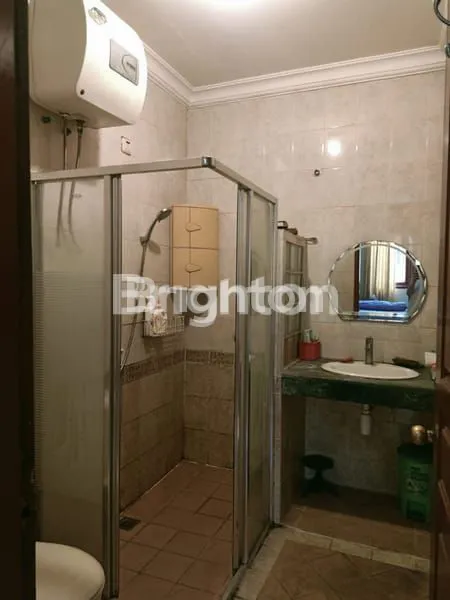 image TURUN HARGA!! RUMAH 2 LANTAI HARAPAN INDAH BERKUALITAS DENGAN LOKASI STRATEGIS, NYAMAN DAN AMAN (6)