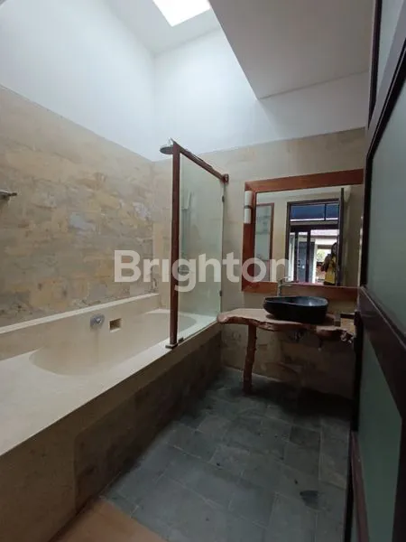 image SEWA VILLA PERTAHUN DENGAN 2 KAMAR DAN SWIMMING POOL (6)