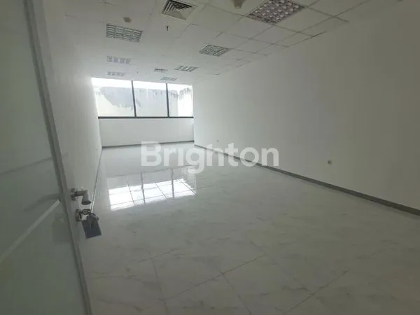 image *DISEWAKAN SPACE OFFICE DG LB  40M2 - 1200M2 DI GEDUNG LIPPO-KUNINGAN, JAKARTA SELATAN..*\N(KODE RMRG 2904)\N\N\N (7)