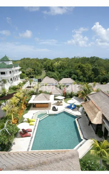 image DIJUAL VILLA MEWAH DAN LUAS DI BALI (1)