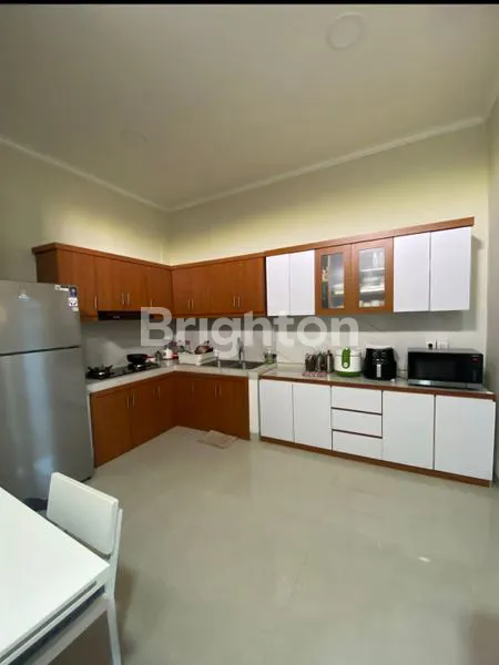 image RUMAH 2 LANTAI FULLY FURNISHED DI JIMBARAN BALI (3)