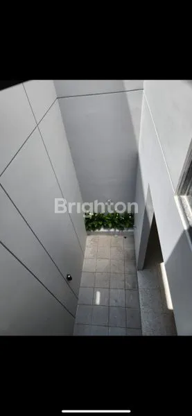 image RUMAH BARU GRESS SIAP HUNI READY APRIL 2026 RUNGKUT MAPAN DEKAT UPN IPH MERR MEDOKAN  IR SOEKARNO 10 MENIT KE BANDARA  (3)