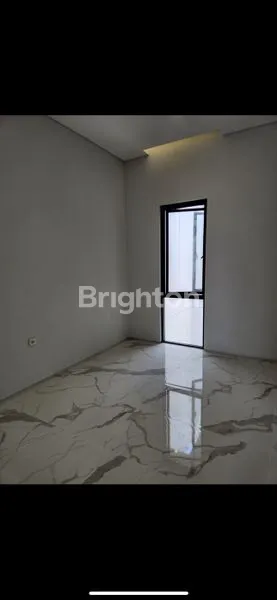 image RUMAH NEW GRESS READY JUNI 2026 PANDUGO TIMUR RUNGKUT MERR GUNUNG ANYAR DEKAT UPN  (4)