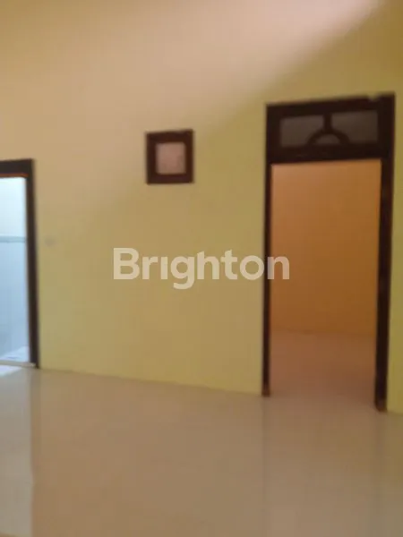 image DISEWAKAN RUMAH DI SURABAYA BARAT (7)