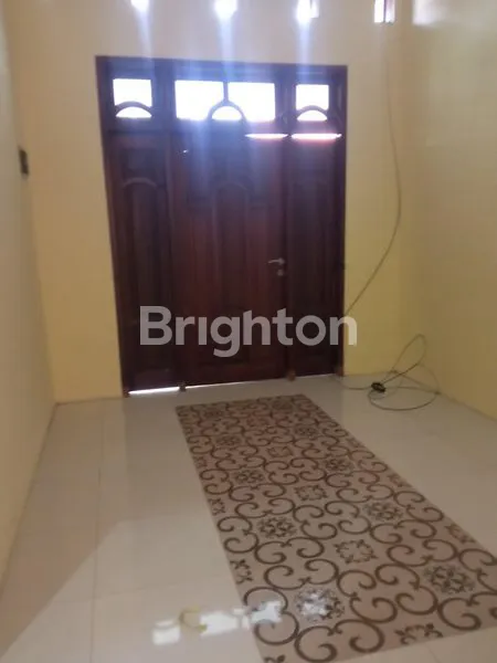 image DISEWAKAN RUMAH DI SURABAYA BARAT (4)