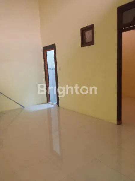 image DISEWAKAN RUMAH DI SURABAYA BARAT (6)