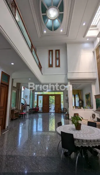 image RUMAH MEWAH HOEK 2 LANTAI DI PERMATA BUANA, JAKARTA BARAT (3)