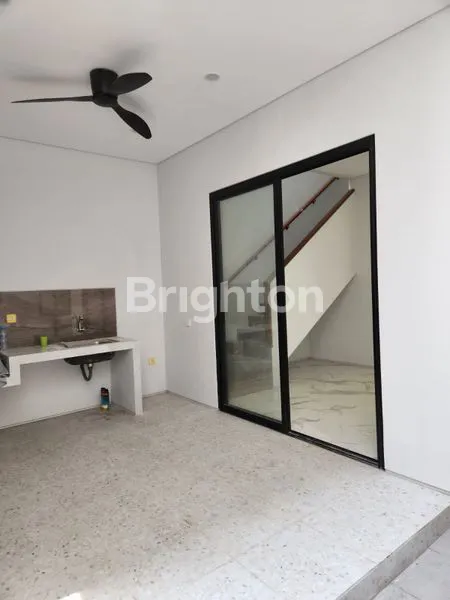 image RUMAH RUNGKUT MAPAN DEKAT MERR, TENGGILIS, JEMURSARI (6)