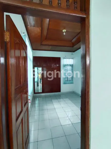 image DISEWAKAN RUMAH DUA LANTAI LOKASI PREMIUM DI DENPASAR TIMUR (8)