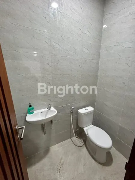 image NEW MODERN HOUSE WITH 3 BEDROOM IN RENON (5)