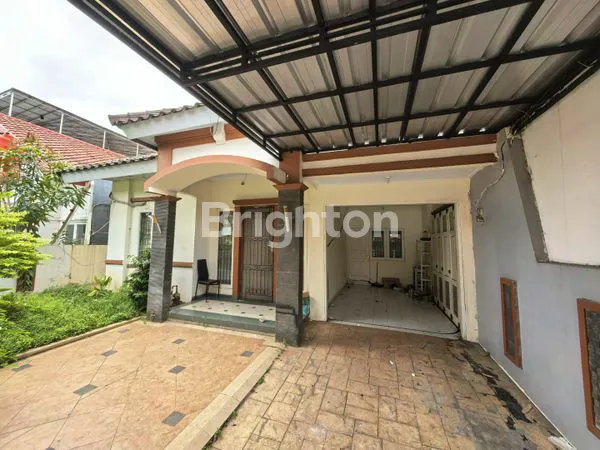 image RUMAH LUAS 254M² DI BULEVAR HIJAU, SIAP HUNI & INVESTASI (3)