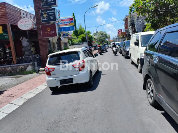 image BEST DEAL DI PETITENGET: RUANG USAHA STRATEGIS DI KAWASAN PALING BERGENGSI BALI! (3)