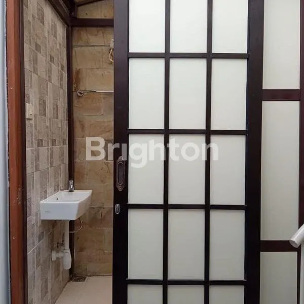 image DISEWAKAN 2 VILA CONNECTING ROOM (2)