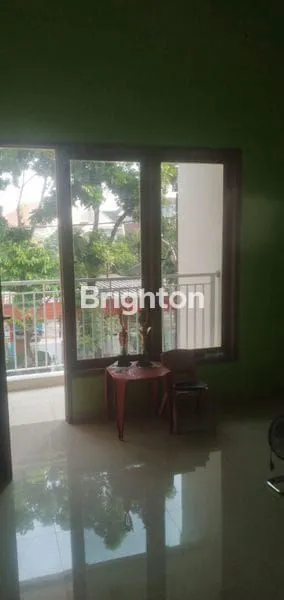 image RUMAH KEMAYORAN SUMUR BATU MINIMALIS DEPAN TAMAN JAKARTA PUSAT (3)