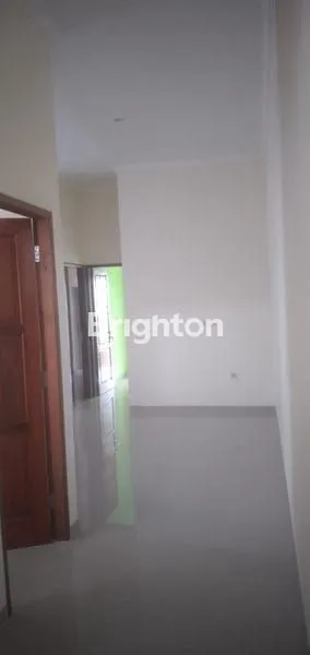 image RUMAH KEMAYORAN SUMUR BATU MINIMALIS DEPAN TAMAN JAKARTA PUSAT (5)