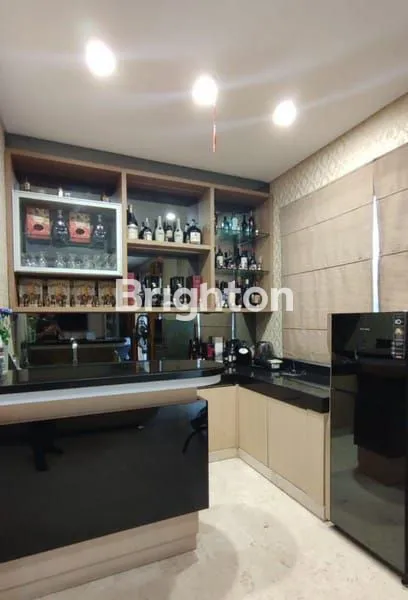 image RUMAH MEWAH ELITE GOLF VIEW FULL FURNISHED LUXURY DI KEMAYORAN JAKARTA PUSAT (4)
