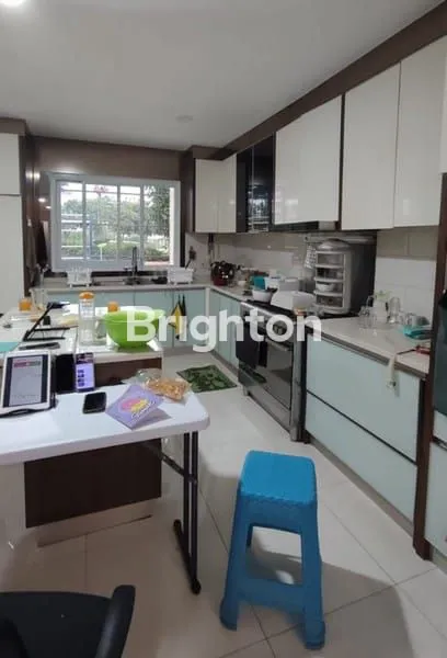 image RUMAH MEWAH ELITE GOLF VIEW FULL FURNISHED LUXURY DI KEMAYORAN JAKARTA PUSAT (5)