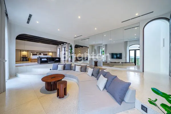 image VILLA MEWAH DENGAN DESAINT INTERIOR MODERN & ELEGAN DENGAN FASILITAS LENGKAP VIEW PEMANDANGAN SAWAH YG INDAH DIKAWASAN JANTUNG CANGGU (3)