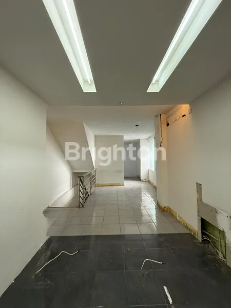 image RUKO STRATEGIS HOOK RAYA FATMAWATI JAKARTA SELATAN (3)