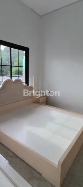 image RUMAH SIAP HUNI DENGAN INTERIOR PREMIUM, SHM DI CIRACAS (6)