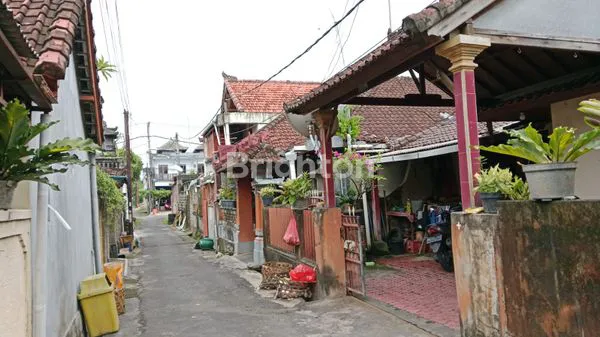 image DI JUAL RUMAH STARTEGIS  DI JL. BADAK AGUNG (5)