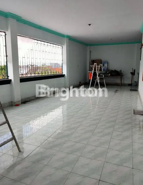 RUKO BESAR NGAGEL SURABAYA 3 LANTAI