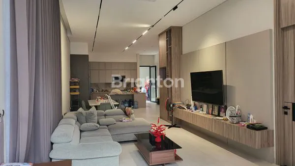 image MEWAH DAN ELEGAN (2)