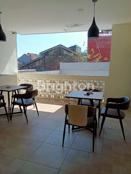 image RUMAH DIJUAL DAERAH SAWOJAJAR 1 SUDAH DIRENOVASI JADI PERKANTORAN (5)