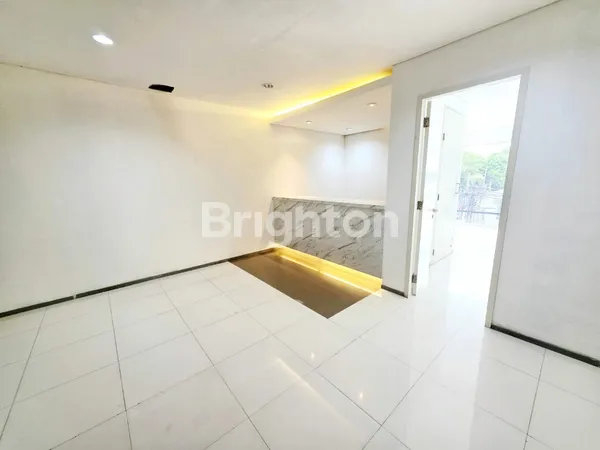 image DISEWA RUKO TEMPAT STRATEGIS UNTUK USAHA DAN PERKANTORAN (3)