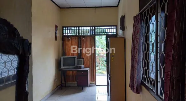 image RUMAH 5 KT DI JATIRASA, LT 200M² HARGA 950 JT (2)