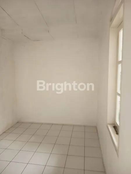 image RUMAH SEWA KOTA WISATA (8)