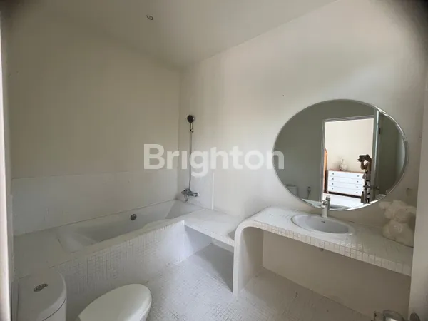 image FOR RENT – MODERN TROPICAL VILLA IN PERERENAN  (7)