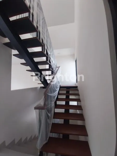 image RUMAH BARU BELUM PERNAH DITEMPATI FURNISHED KEDATON BSB (5)