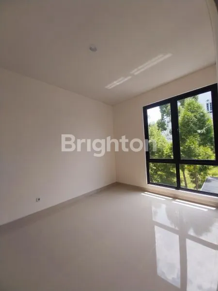 image RUMAH BARU BELUM PERNAH DITEMPATI FURNISHED KEDATON BSB (4)