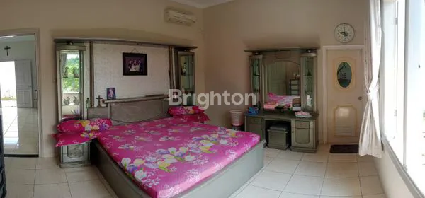 image RUMAH MEWAH SRONDOL BUMI INDAH SEMARANG (8)