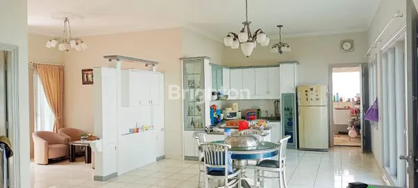 image RUMAH MEWAH SRONDOL BUMI INDAH SEMARANG (7)