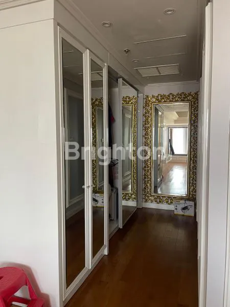 image ONE EAST RESIDENCE 2BR FULL FURNISHED SURABAYA  (7)